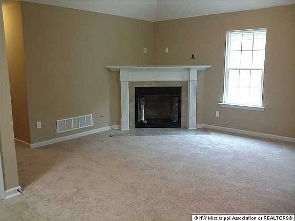 3rd image of 9900 White Poplar Dr