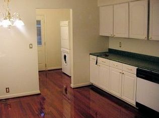 15609 Fairfield St, Livonia, MI 48154