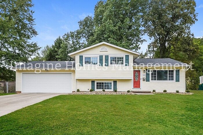 1st image of 9400 Lawnfield Dr