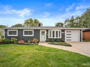 609 Ridgewood Rd, Streamwood, IL 60107