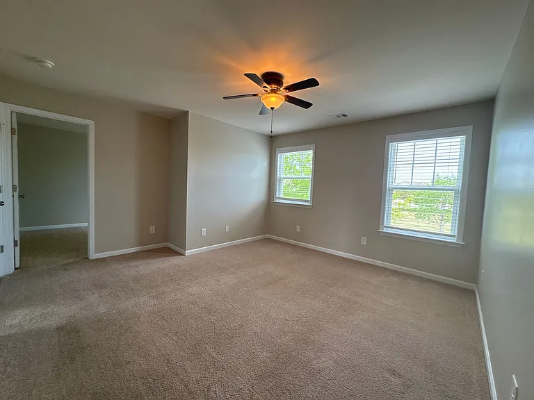 112 Suggs Dr — Photo 16