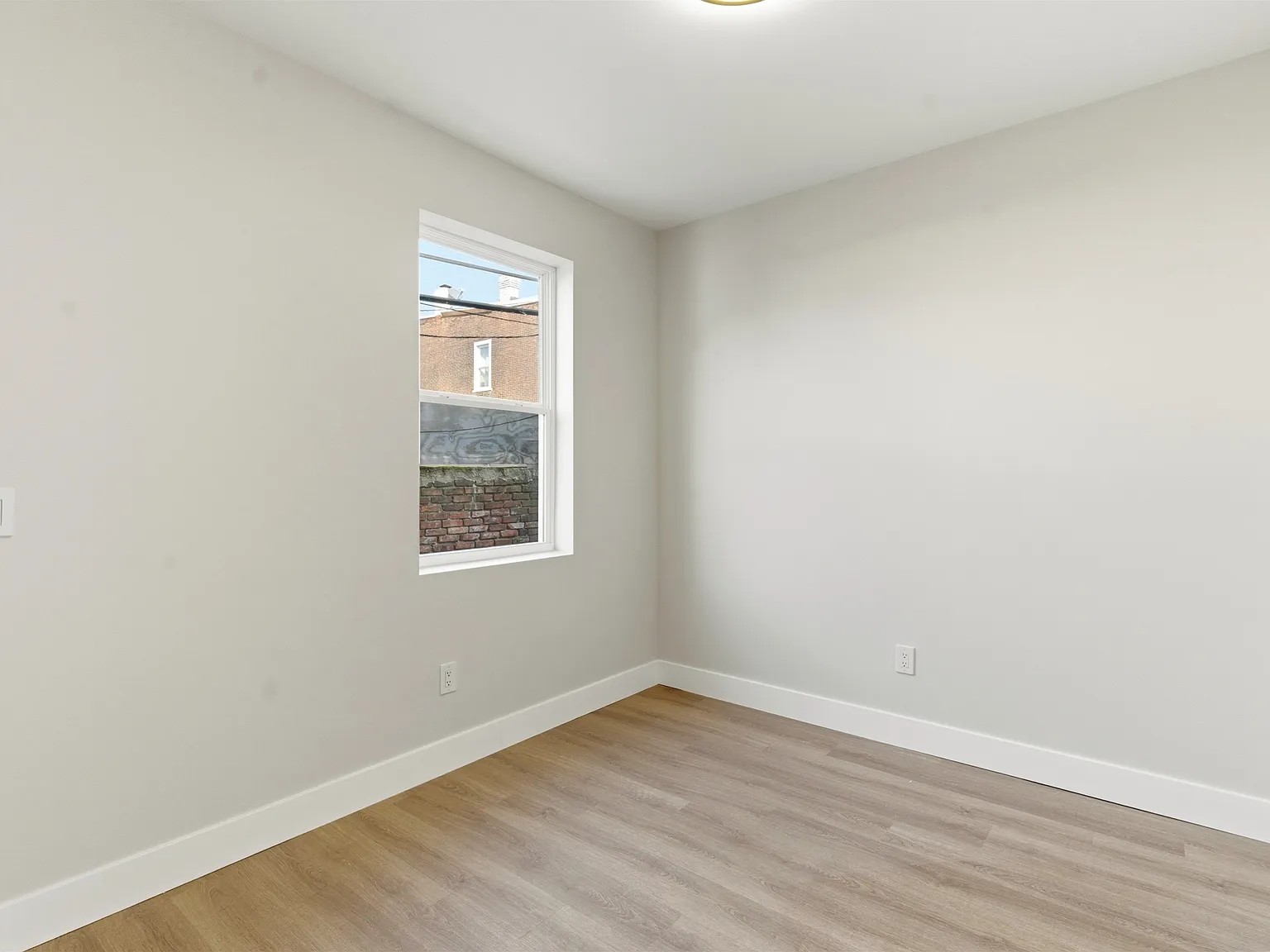 5137 Master Street - 1B — Photo 2