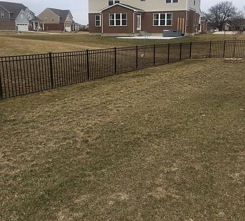 3rd image of 1747 Sunny Brook Dr