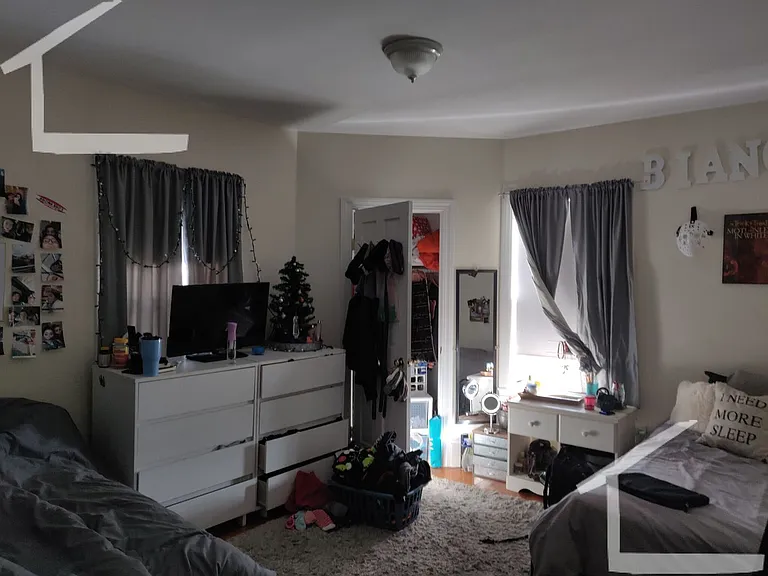 12 Middle St — Photo 15