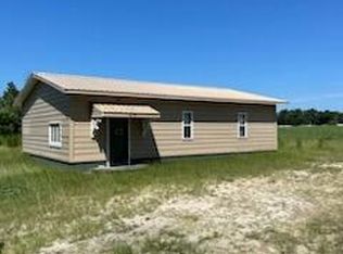 809 Renfrow Rd, Clinton, NC 28328