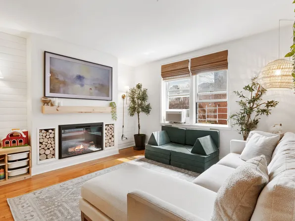 5639 Netherland Avenue image 1 of 7