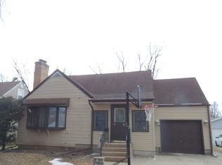 1920 Sharon Ave, Rockford, IL 61103