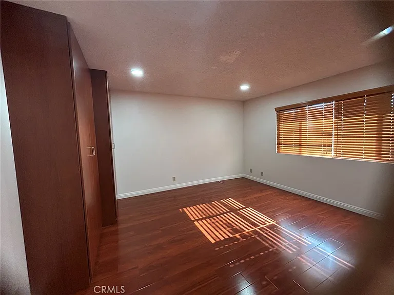 5249 Village Circle Dr — Photo 9