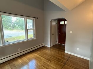 173 Cherokee Dr, Springfield, MA 01109