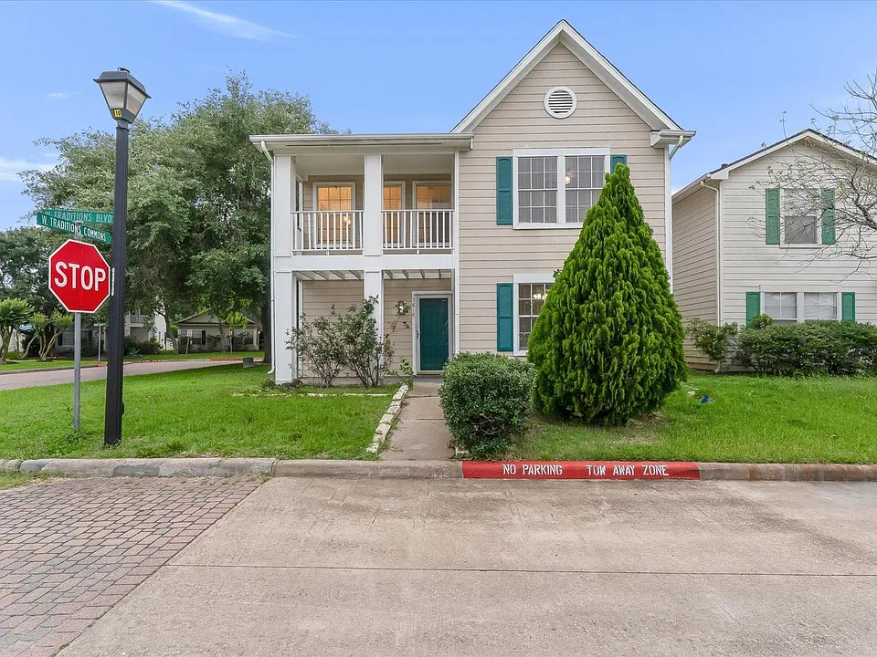 3818 W Traditions Blvd