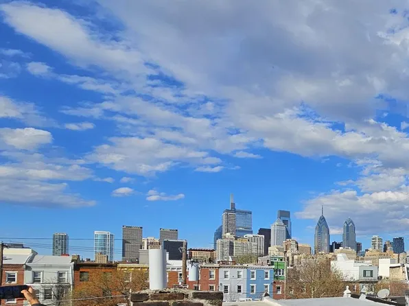2045 Christian St, Philadelphia, PA 19146
