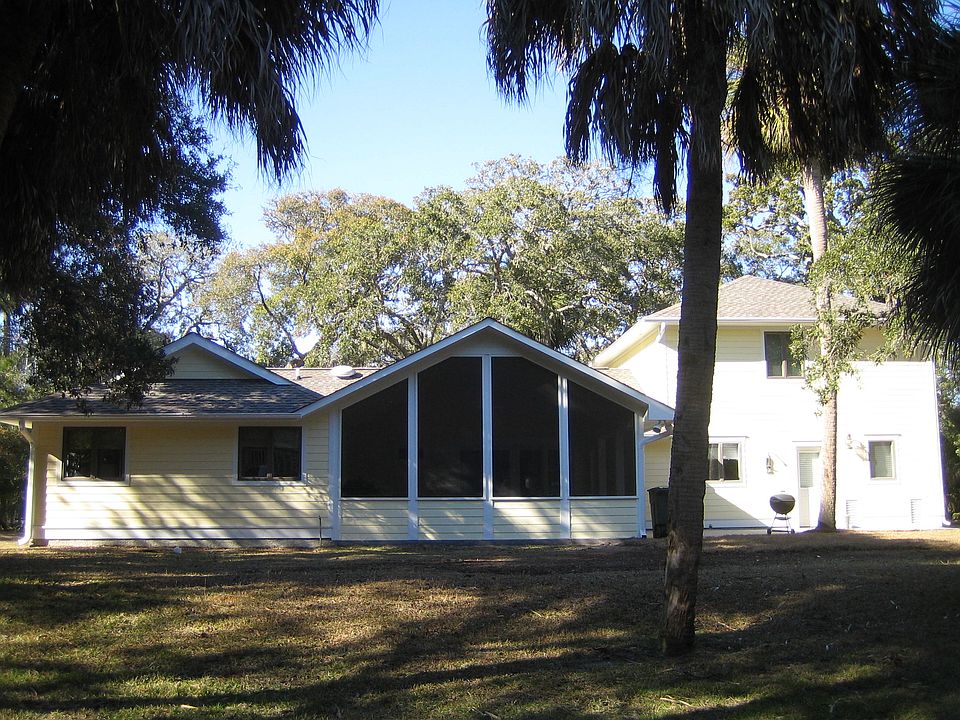 Screened in Porch