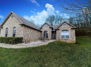 1338 N Bluff Rd, Collinsville, IL 62234