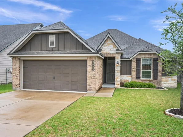 2029 Markley Dr, Bryan, TX 77807