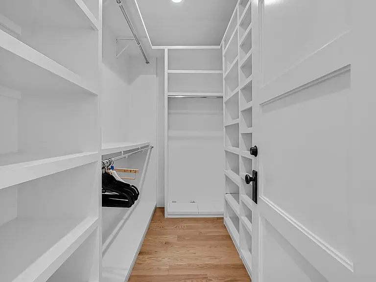 44 Sunset Ave — Photo 31