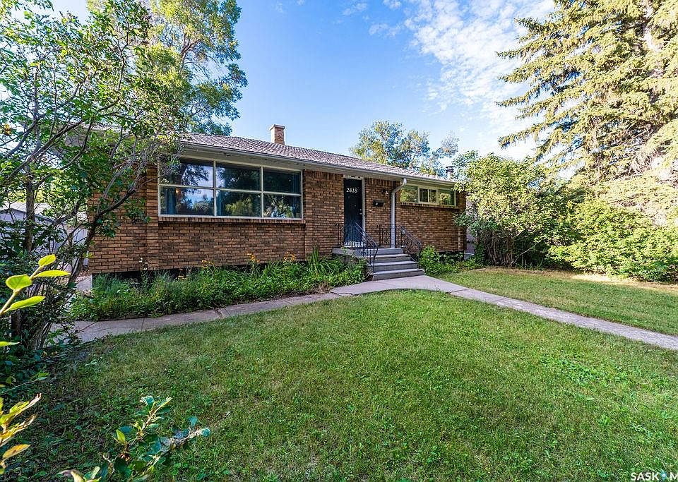 1st image of 2818 23rd AVENUE