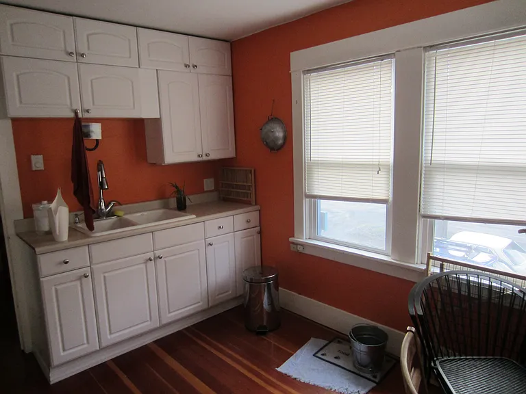 220 SE Gladstone St #1 — Photo 23