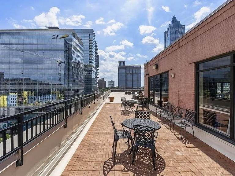 115 W Peachtree Pl NW #505 — Photo 20