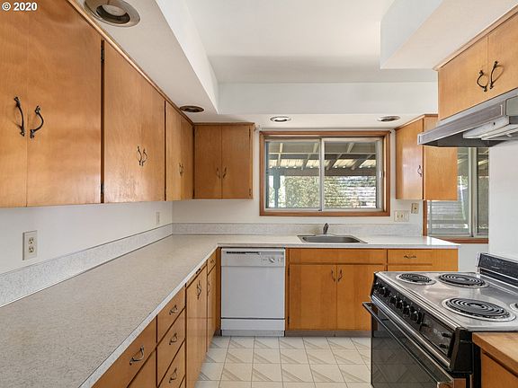 4th image of 5602 NE 114th St