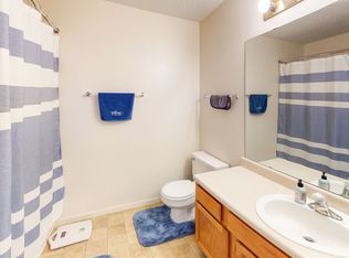 1735 Mars Hill Dr #400D, Dayton, OH