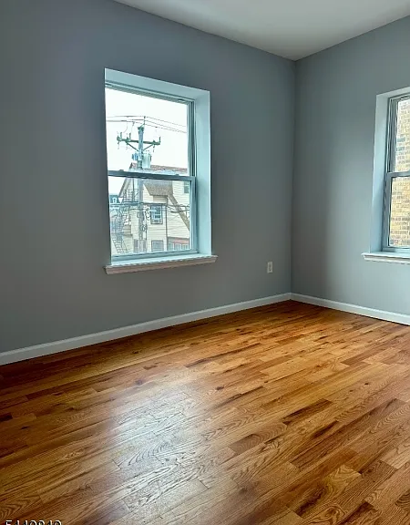 201-205 Marshall St #6 — Photo 6