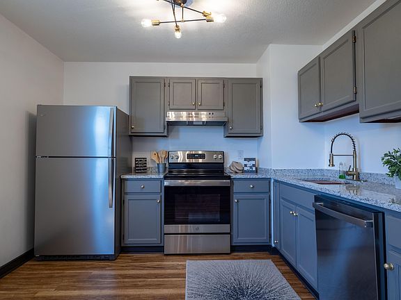 5th image of 1365 Twin Pines Trl APT F