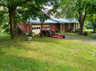 164 Old Holbert Rd, Hendersonville, NC 28792