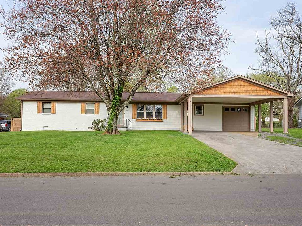 1st image of 3907 Sycamore Dr NW