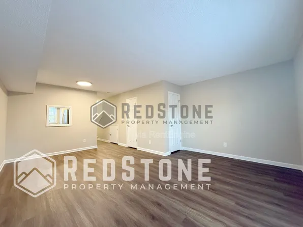 725 S Broad St #C, Burlington, NC 27215