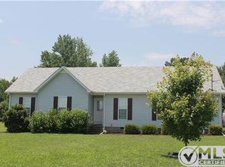 1414 Gourdneck Rd NW, Tullahoma, TN 37388