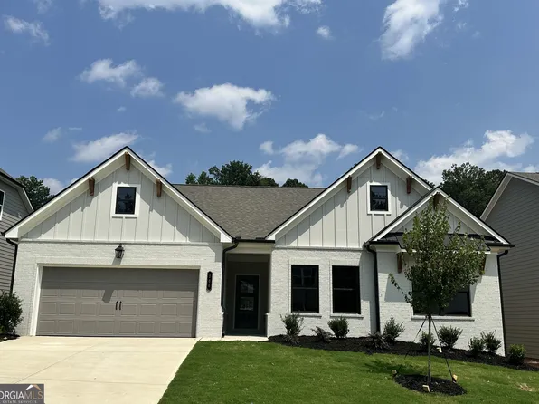 266 Wingate Dr, Winder, GA 30680