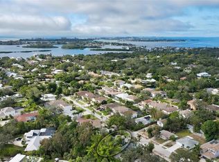 1818 Worrington St, Sarasota, FL 34231
