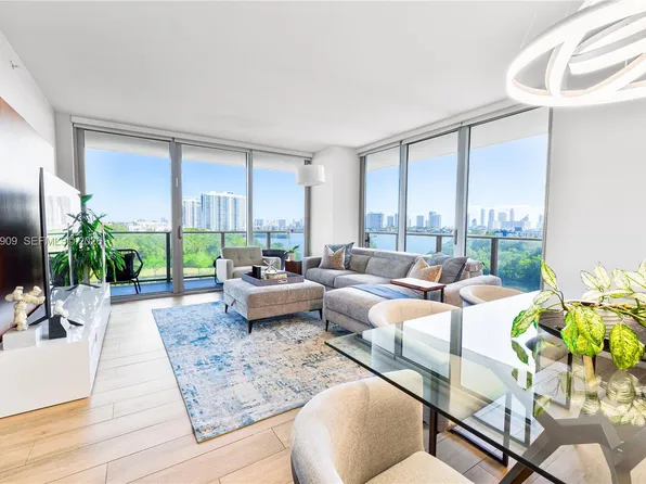 16385 Biscayne Blvd #707, North Miami Beach, FL 33160