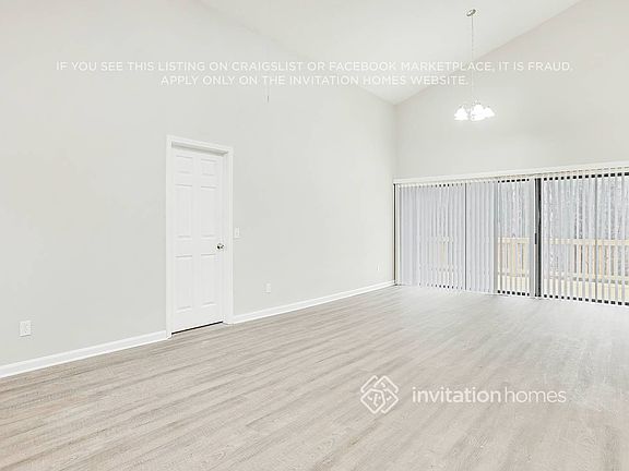 4th image of 3592 Todd Dr