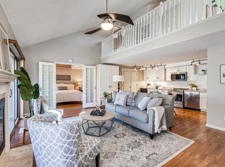 2216 Mayfair Rd, Golden Valley, MN 55427