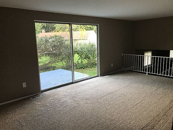 4th image of 1127 Davenport Ct