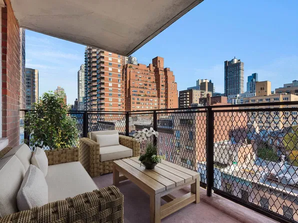444 East 84th Street image 1 of 12