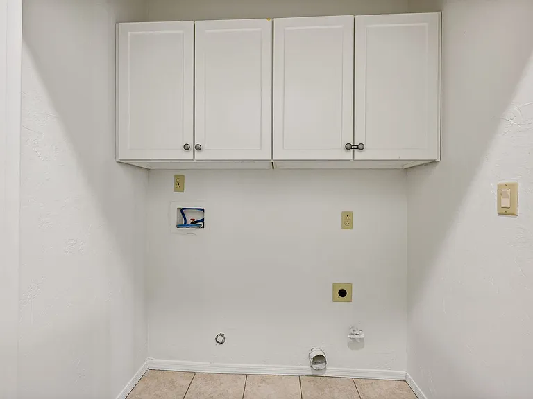 1317 N Howard Blvd — Photo 29
