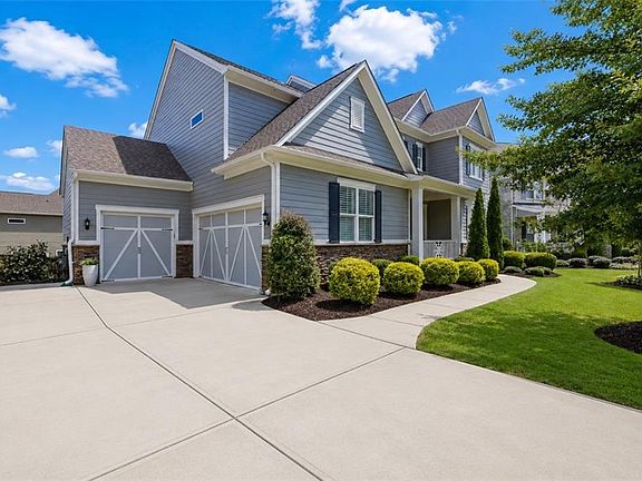 3rd image of 1145 Waters Way