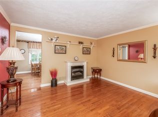 1965 Kirkby Dr, South Park, PA 15129