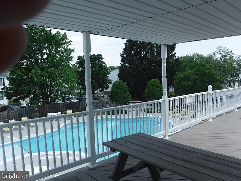 200 Dover Pl #201 — Photo 21