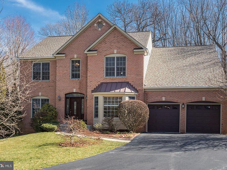 1st image of 8813 Woodland Meadows Ct