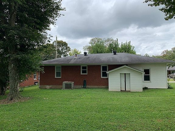 4th image of 210 Taylor Ave