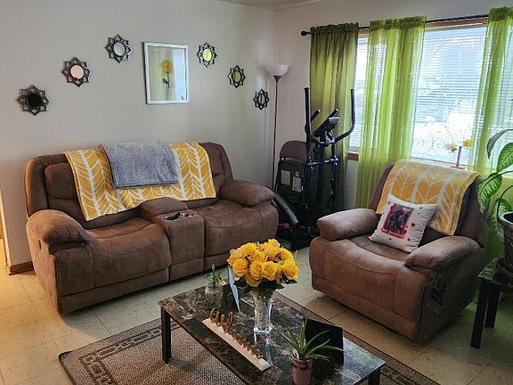 3rd image of 2021 N 19th Ave APT 2