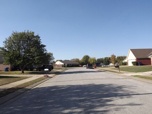 5th image of 6372 Magnolia Lakes Dr