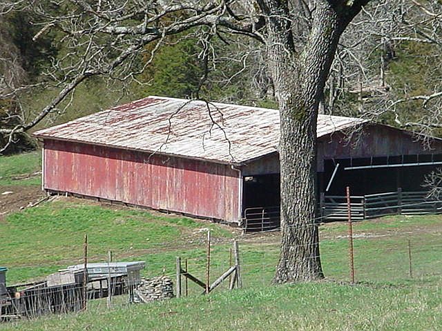 2nd image of 1020 S High Knob Rd