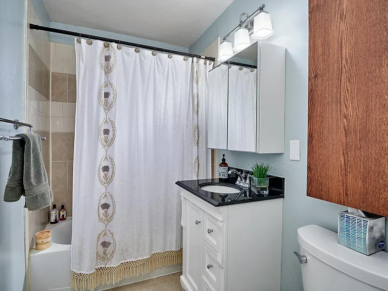 4990 Perry St — Photo 11