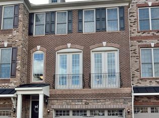 24993 Cambridge Hill Ter, Chantilly, VA 20152