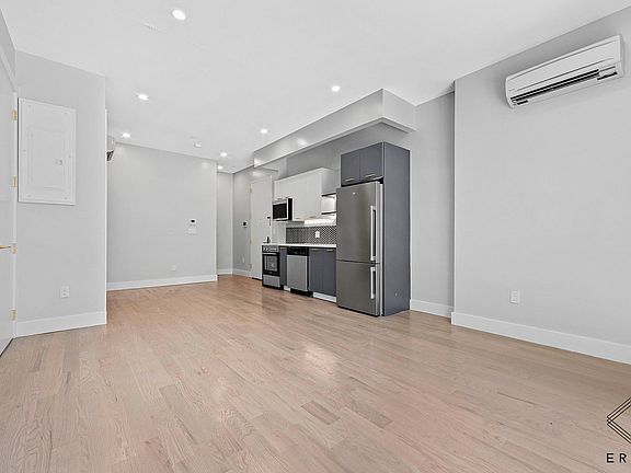 4th image of 75 Wilson Ave #1L