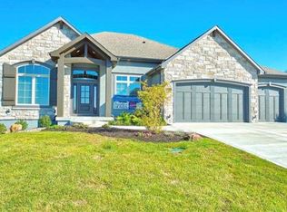 2464 W 176th St, Overland Park, KS 66085